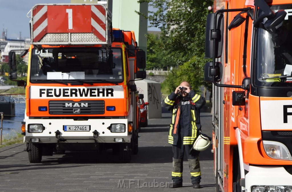 Schiff 1 Koeln in Hoehe der Koelner Zoobruecke P115.JPG - Miklos Laubert